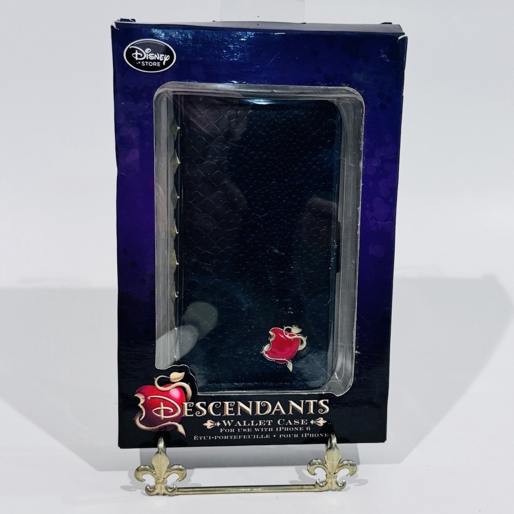 New Disney Descendants iPhone 6 Wallet Phone‎ Case Black Faux Leather Red Apple